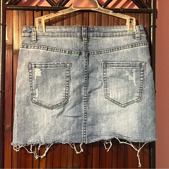 Angel Kiss Denim Distressed Skirt with Floral Embroidery - Picture 2 of 4